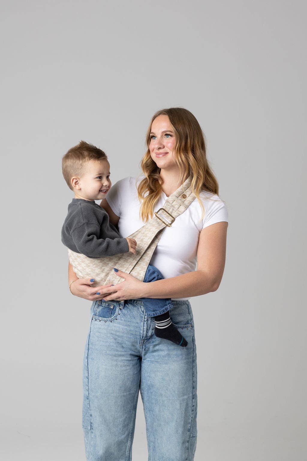 NR MABE MONARCH TODDLER  SLING | HOUNDSTOOTH