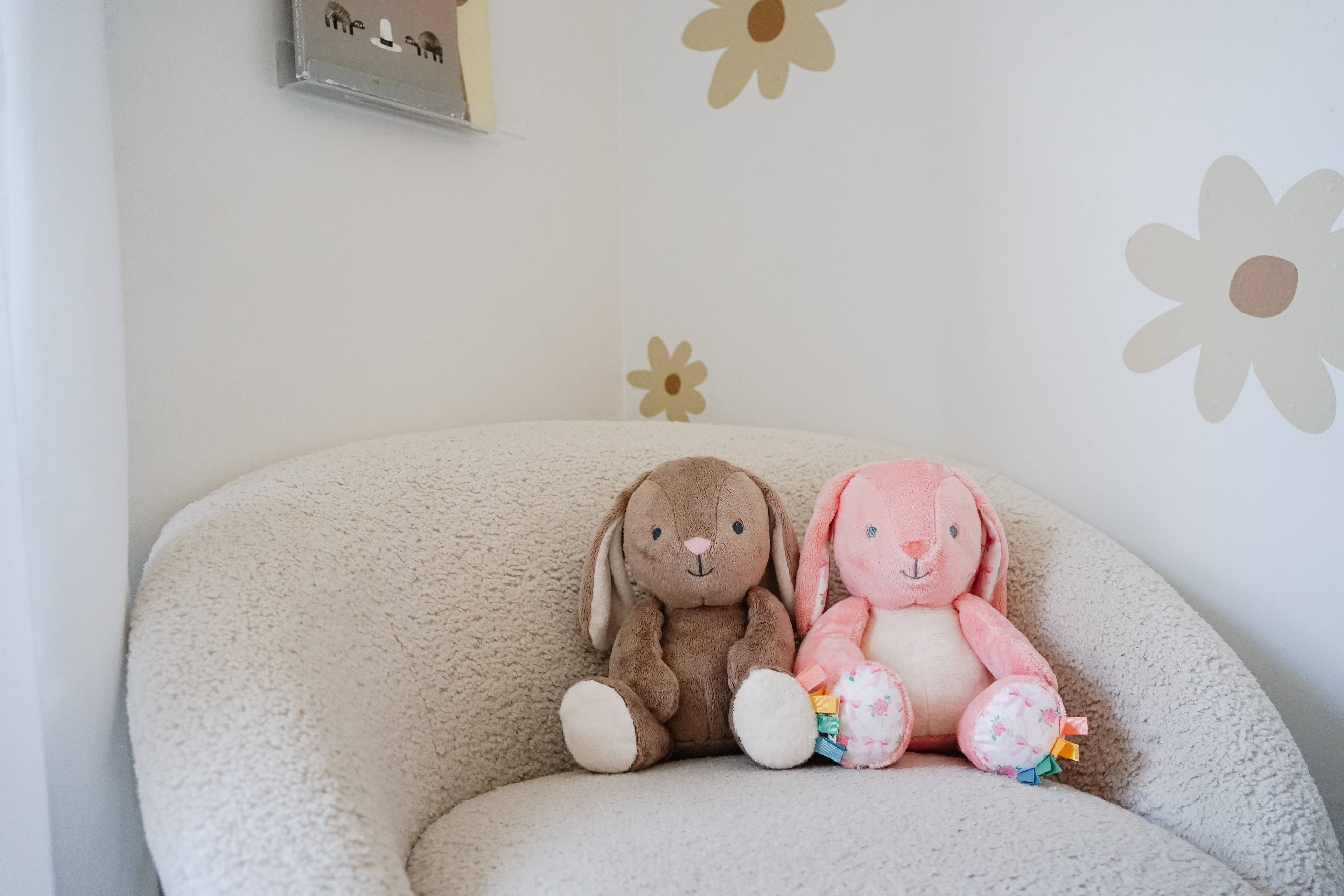 NR ITZY RITZY SWEETIE SNUGGLES | CROISSANT