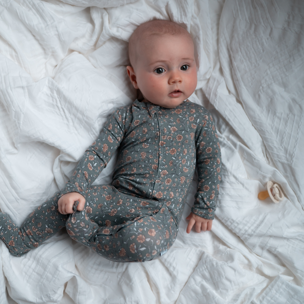 NR PIP + PHEE BAMBOO FOOTED SLEEPER | VINTAGE FLORAL