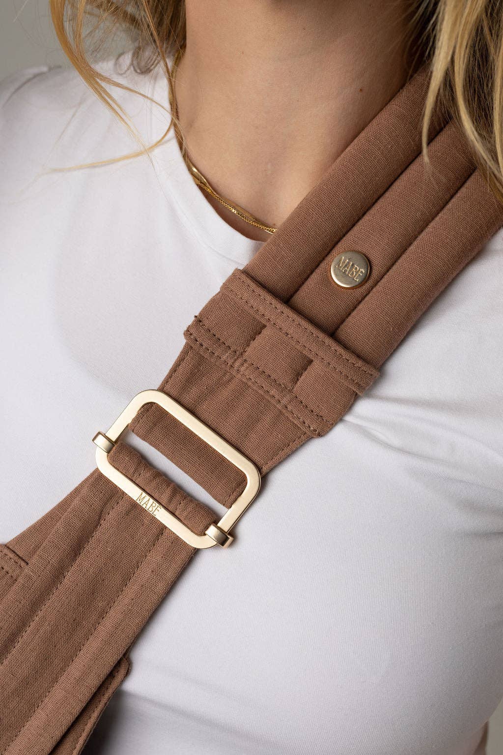 NR MABE MONARCH TODDLER  SLING | MOCHA