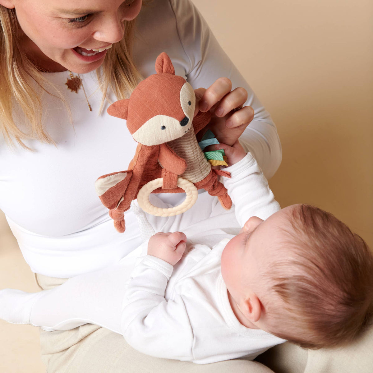 NR BITZY CRINKLE SENSORY TOY TEETHER | FOX