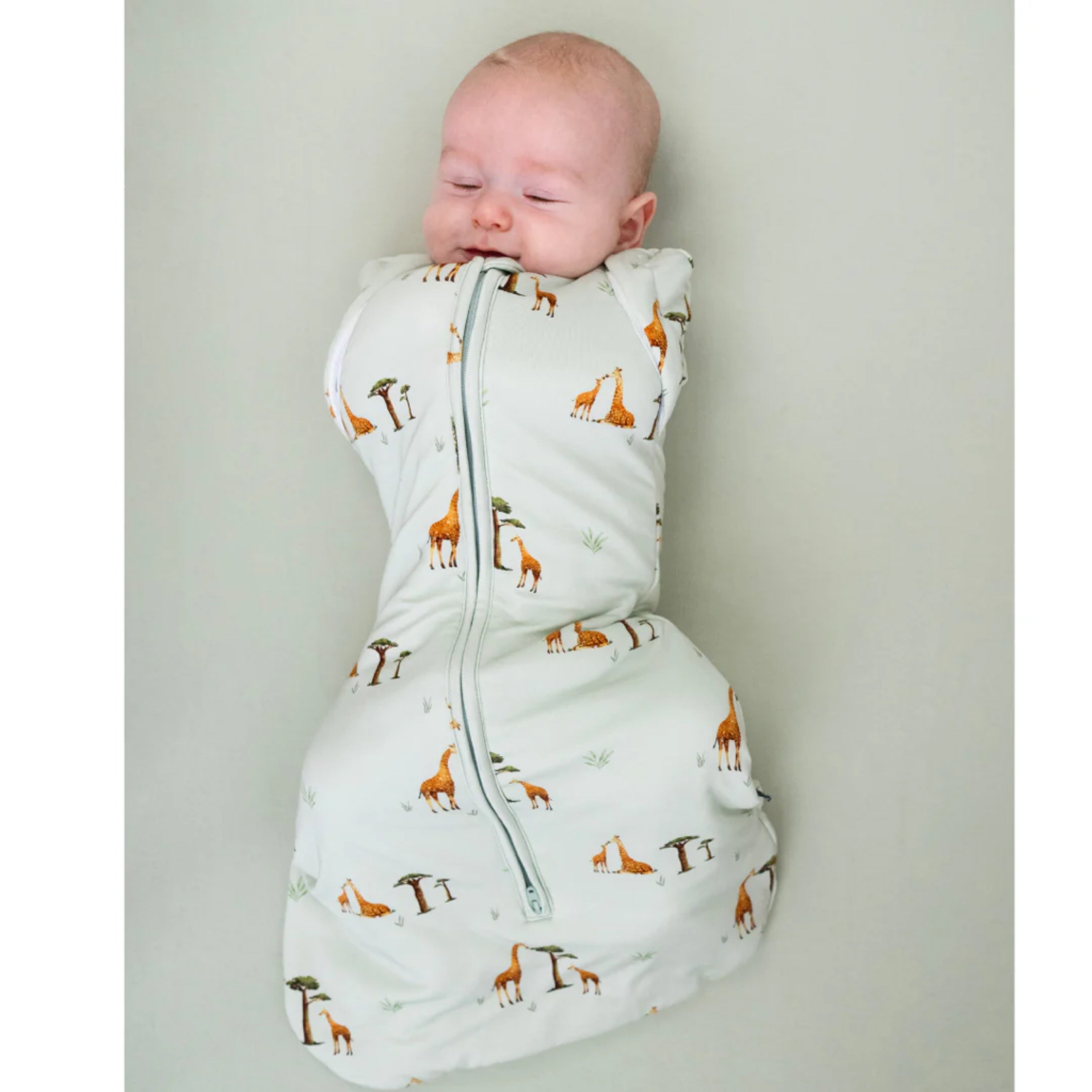 NR BELAN J 1.0 TOG CONVERTIBLE SWADDLE SACK | GIRAFFE