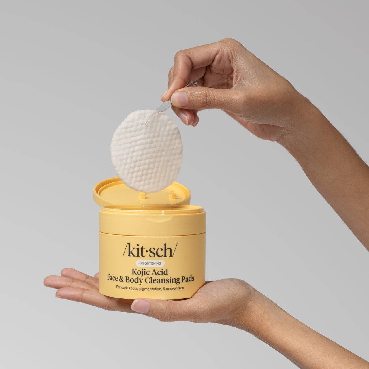 NR KITSCH KOJIC ACID FACE & BODY CLEANSING PADS