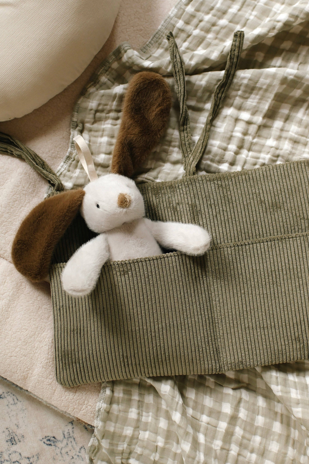 NR MINIKA CRIB ORGANIZER | LEAF
