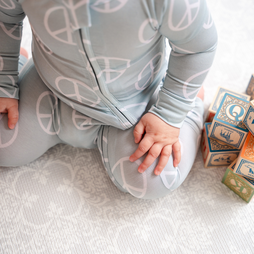 NR PIP + PHEE BAMBOO FOOTLESS SLEEPER | PEACE
