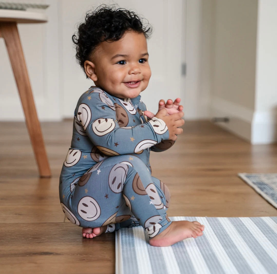 NR PIP + PHEE BAMBOO FOOTED SLEEPER | BROWN SMILEY