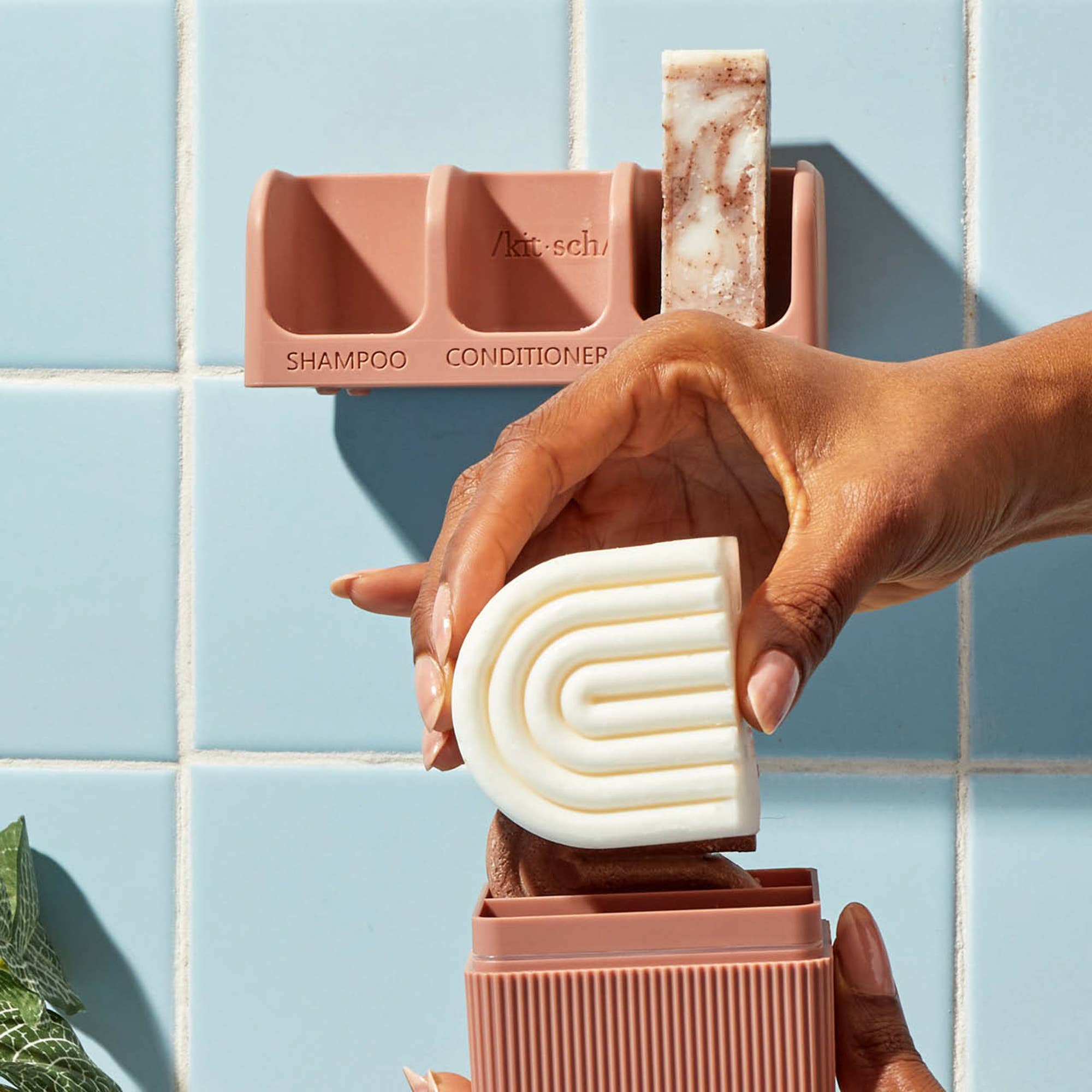 NR KITSCH SELF DRAINING SOAP DISH | TERRACOTTA