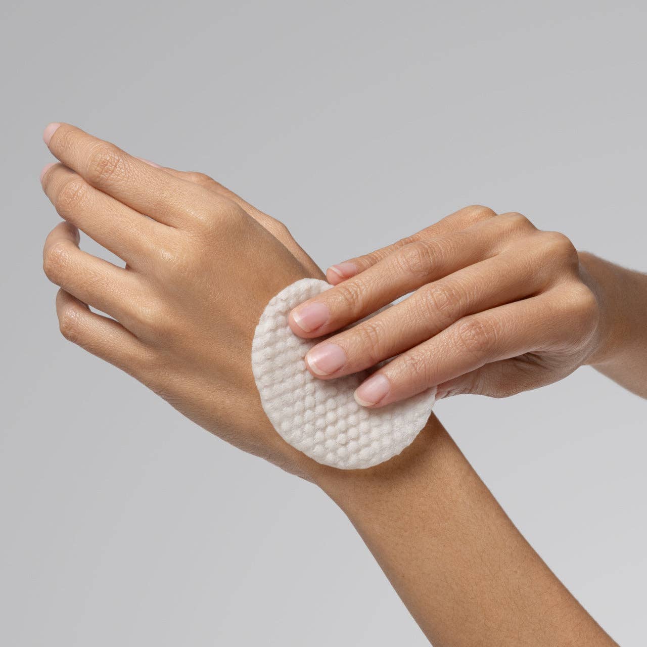NR KITSCH KOJIC ACID FACE & BODY CLEANSING PADS