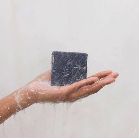 NR KITSCH CHARCOAL DETOXIFYING SOLID BODY WASH BAR