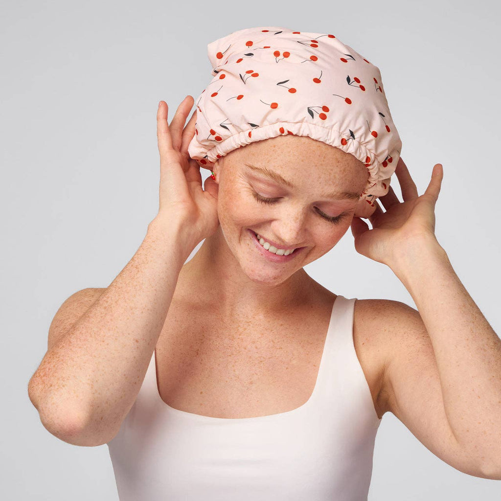 NR KITSCH SATIN LINED FLEXI SHOWER CAP CHERRY