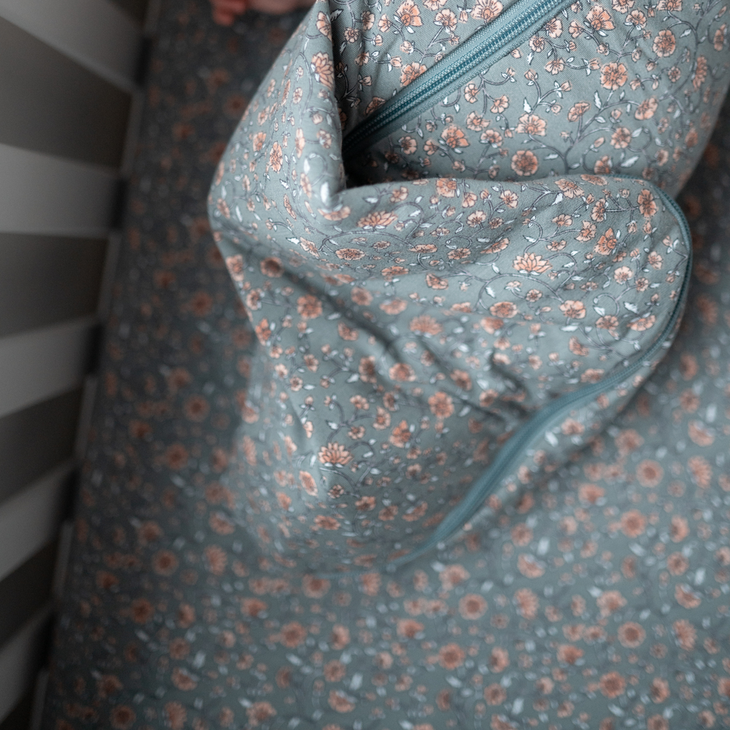 NR PIP + PHEE SLEEP BAG | VINTAGE FLORAL