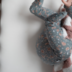 NR PIP + PHEE BAMBOO FOOTED SLEEPER | VINTAGE FLORAL