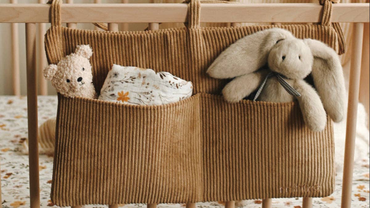 NR MINIKA CRIB ORGANIZER | ALMOND