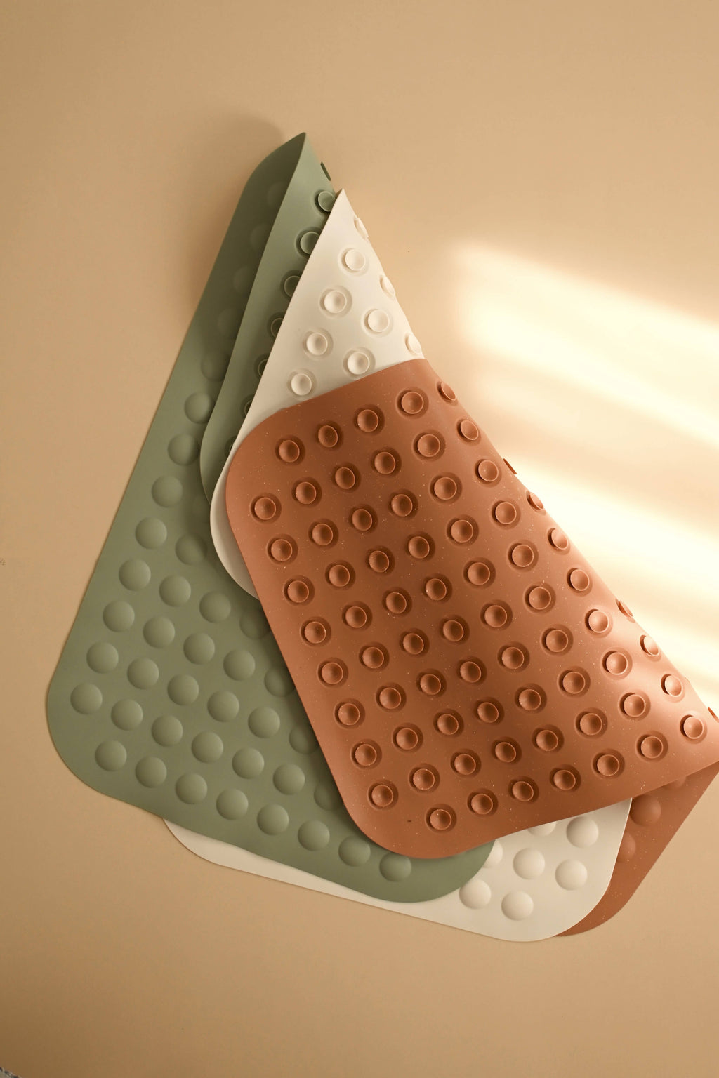 NR MINIKA BATH MAT | ALMOND