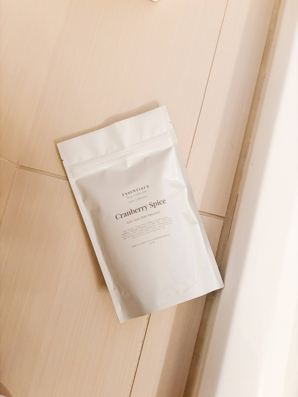 NR CRANBERRY SPICE BATH SOAK | ESSENTIALS