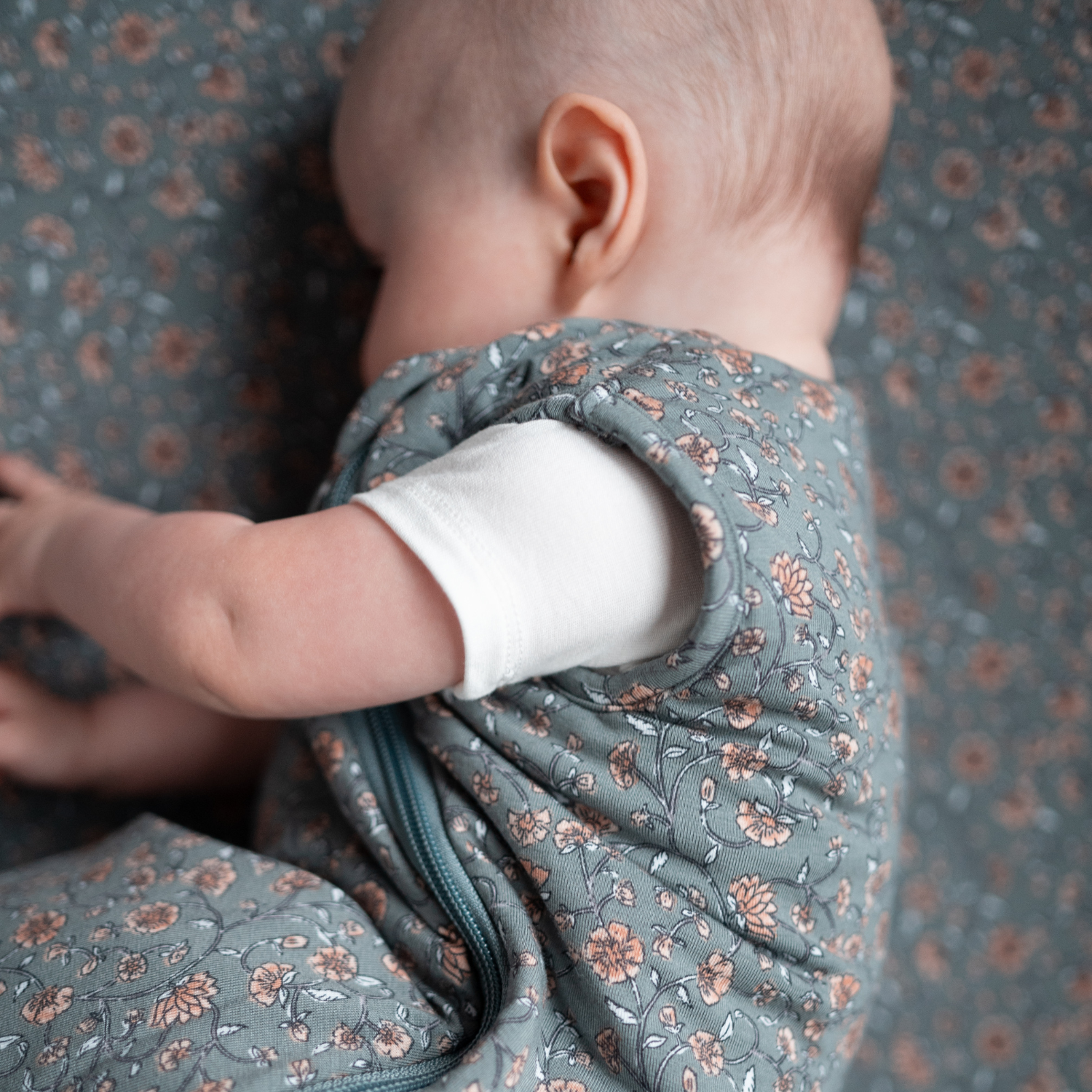 NR PIP + PHEE SLEEP BAG | VINTAGE FLORAL