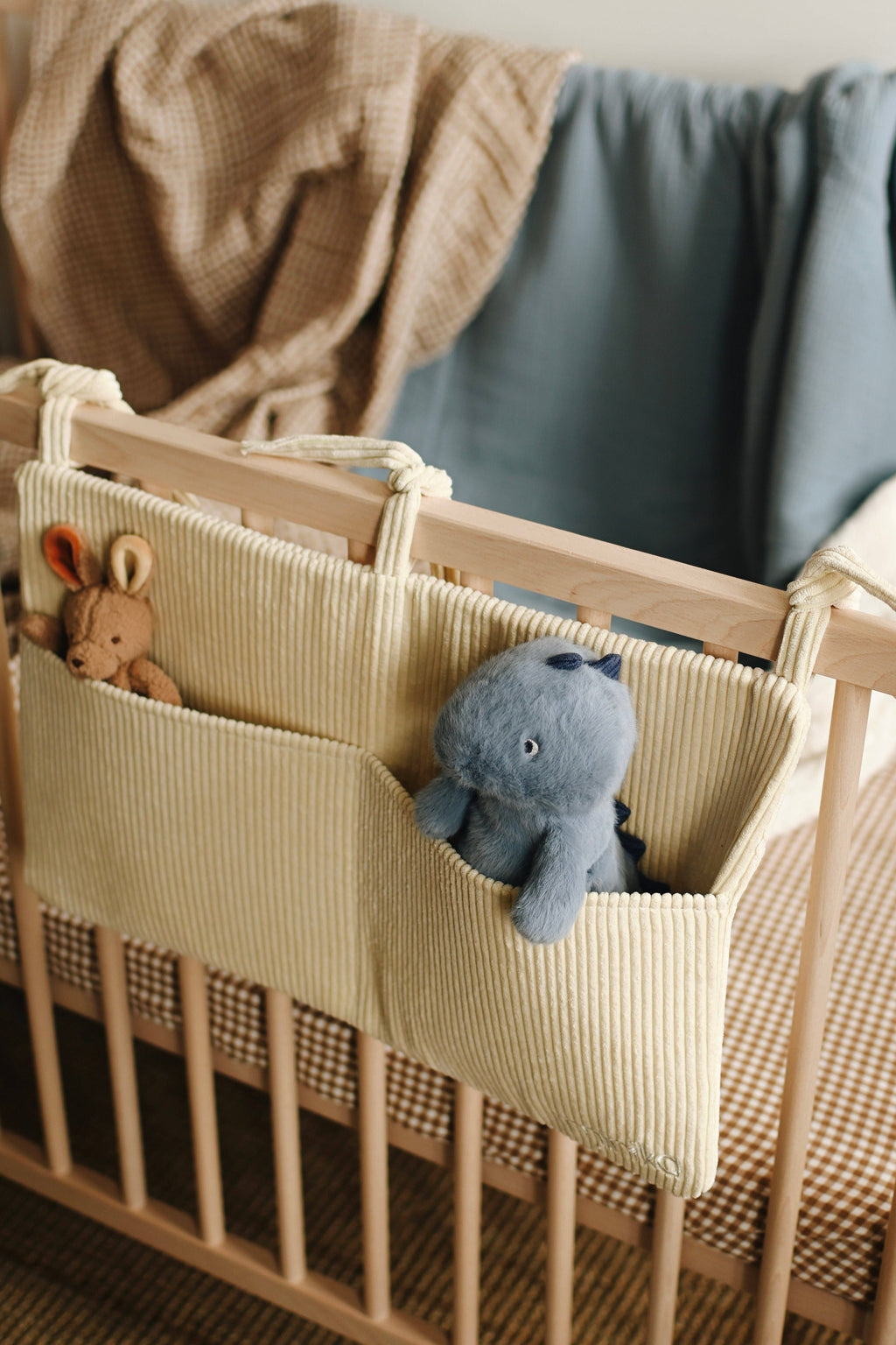 NR MINIKA CRIB ORGANIZER | CREAM