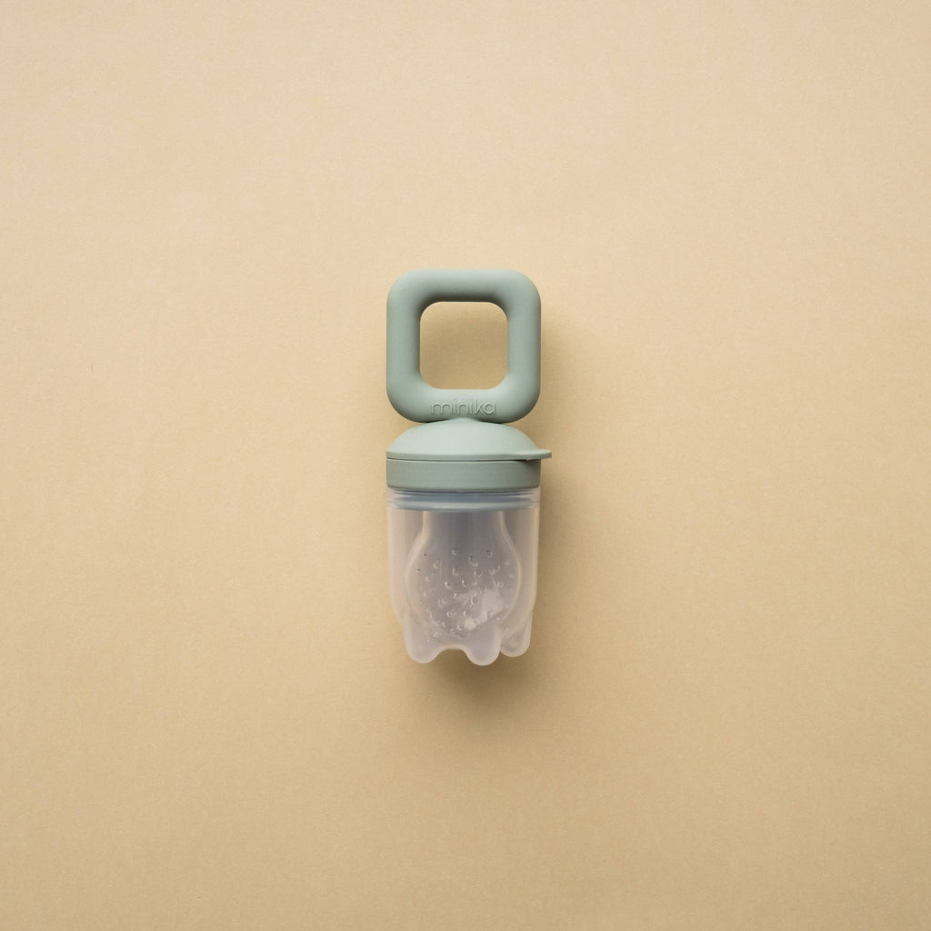 NR SILICONE FEEDER TEETHER | SAGE MINIKA