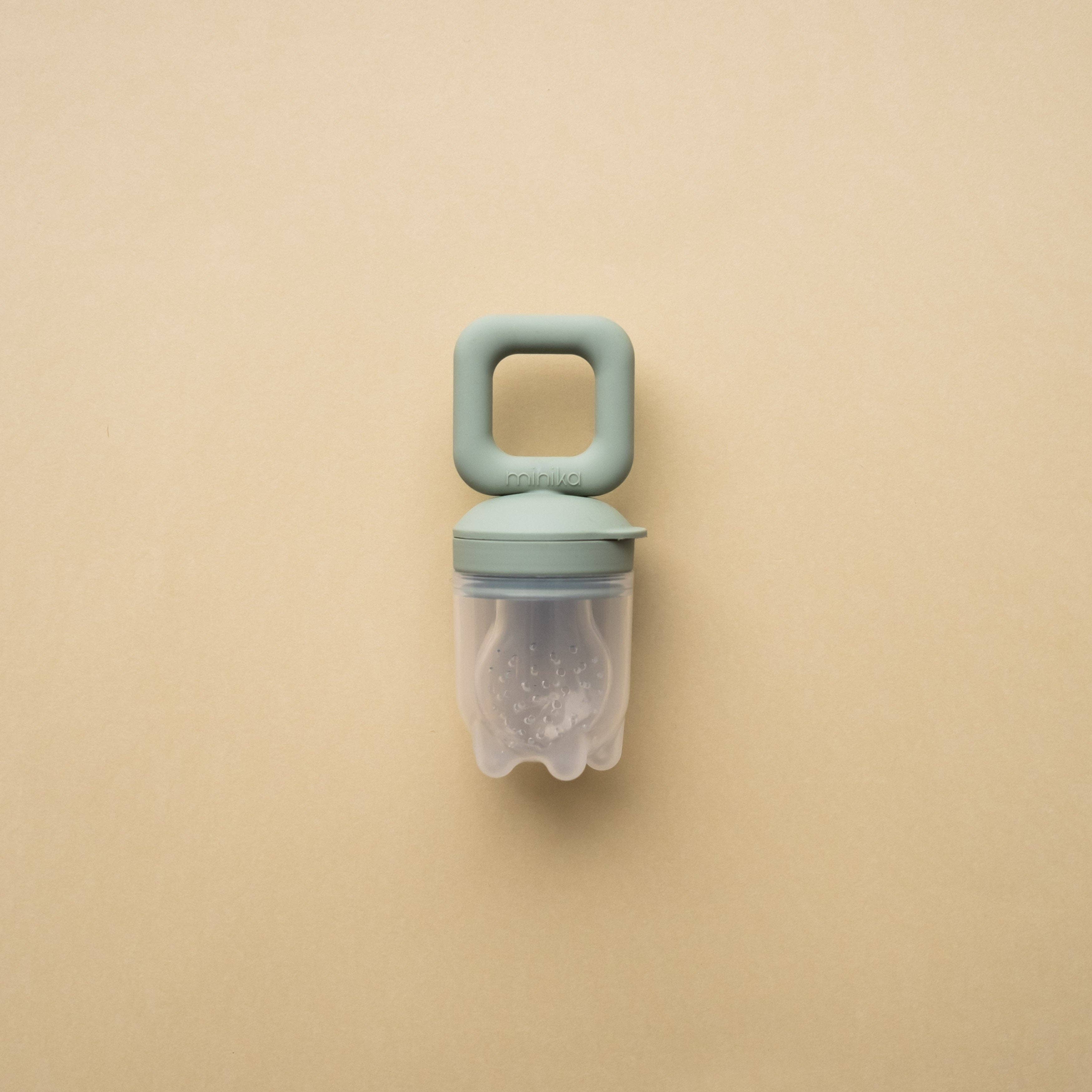 NR SILICONE FEEDER TEETHER | SAGE MINIKA