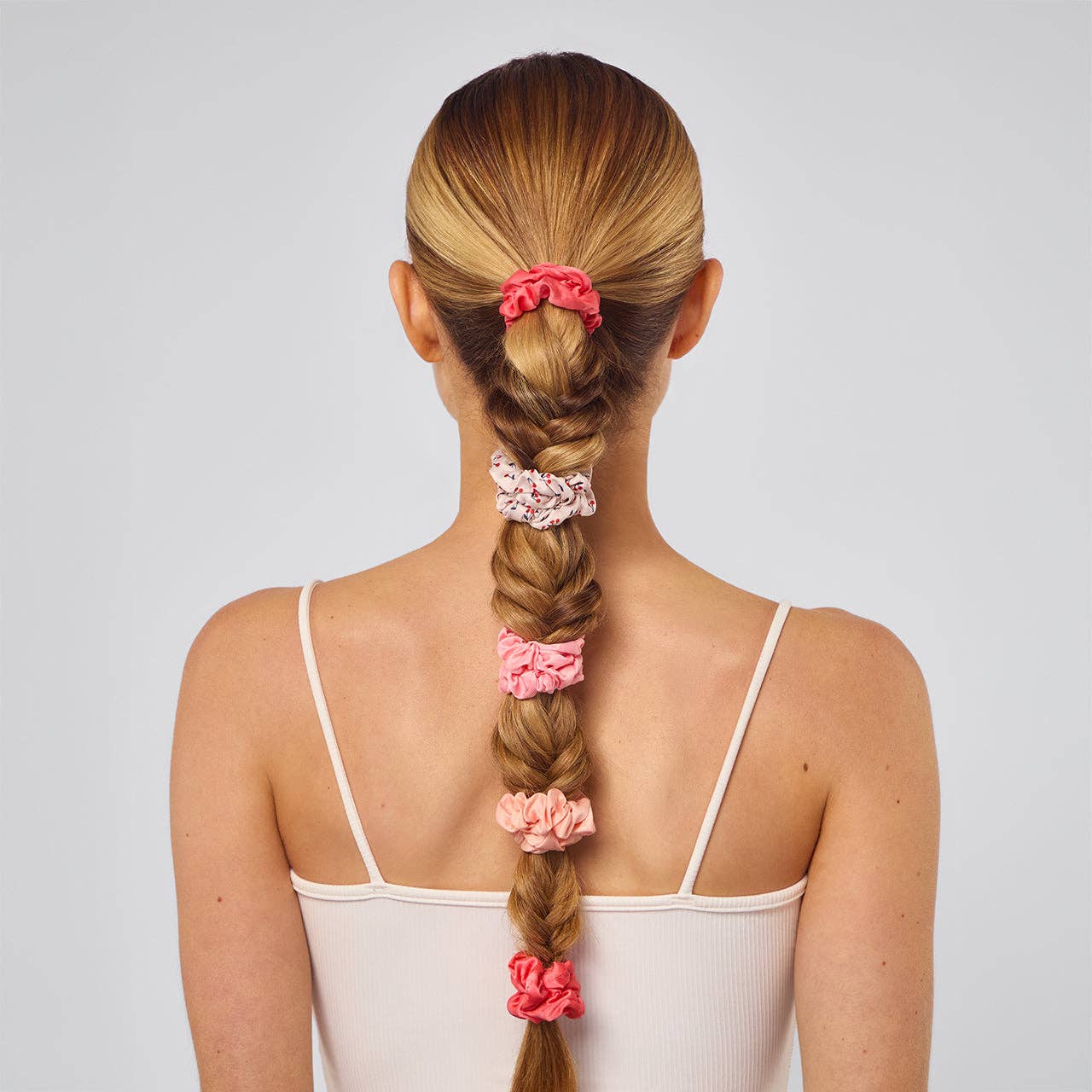 NR KITSCH SATIN SCRUNCHIES 5pc | CHERRY BLOSSUM