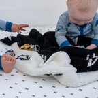 NR PIP PHEE TODDLER PLUSH BLANKET | BLACK LIGHTNING