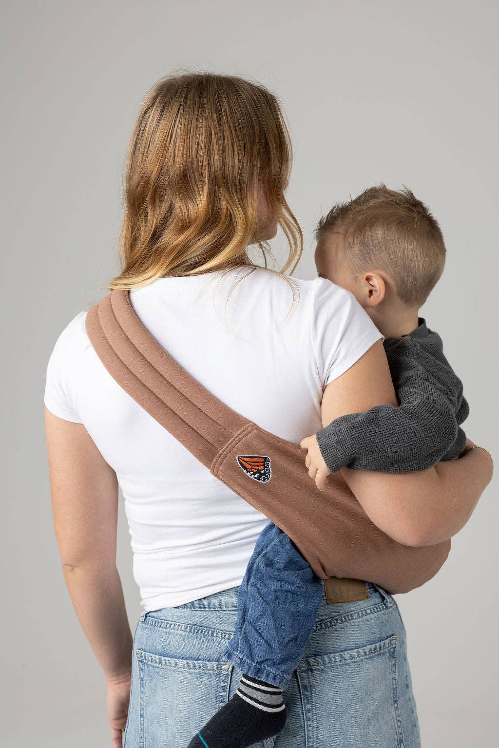 NR MABE MONARCH TODDLER  SLING | MOCHA