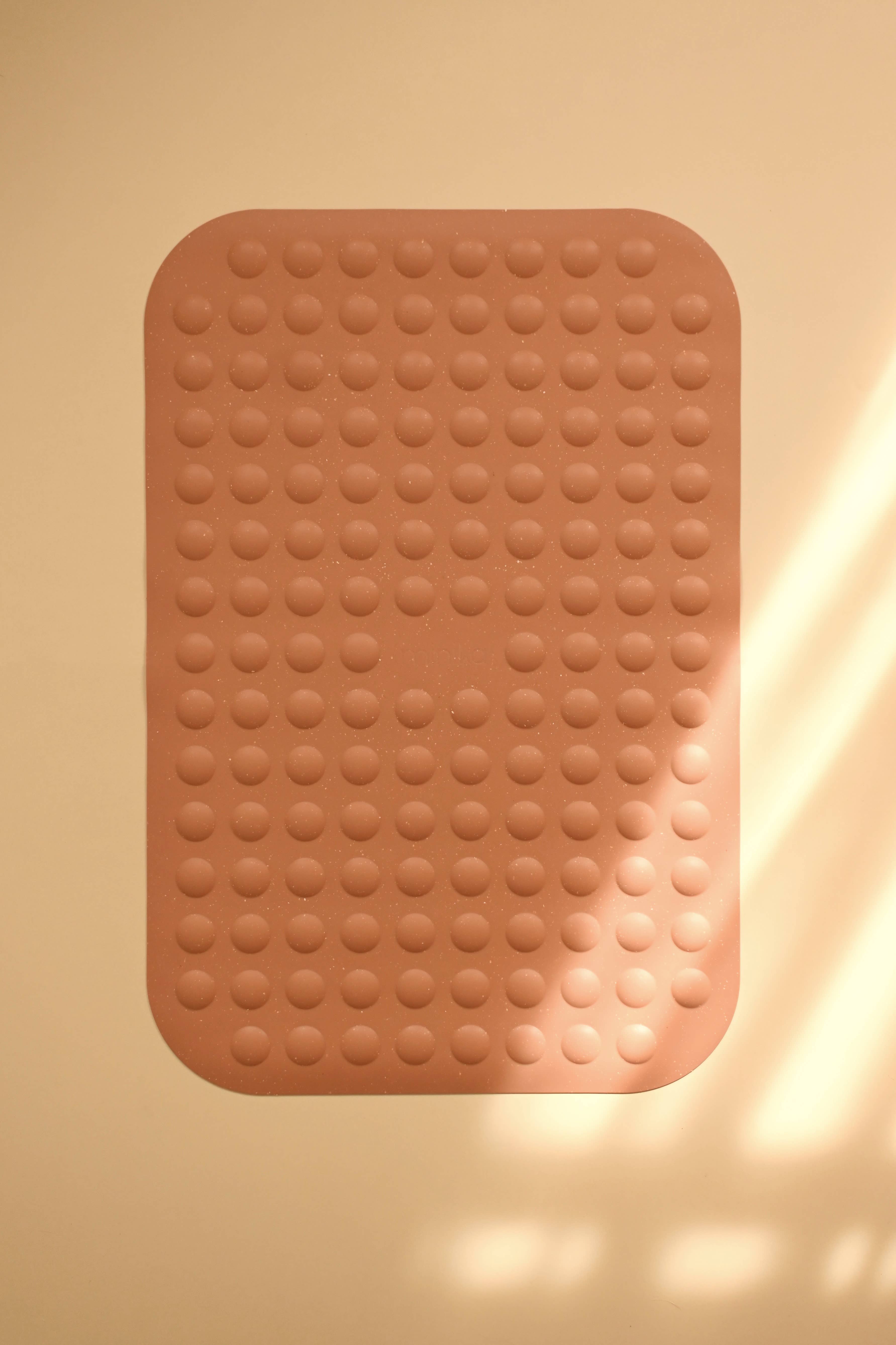 NR MINIKA BATH MAT | ALMOND