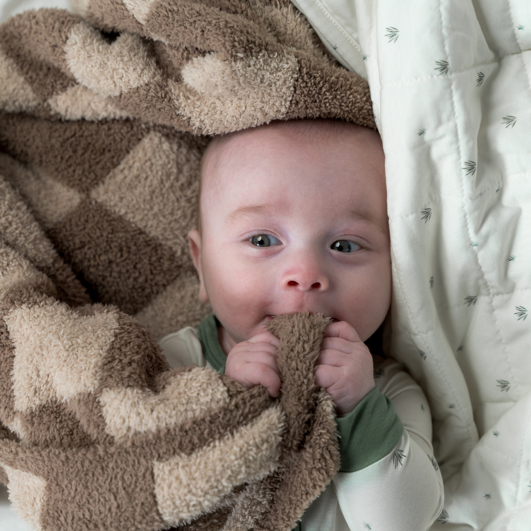 NR PIP PHEE TODDLER PLUSH BLANKET | BLACK LIGHTNING