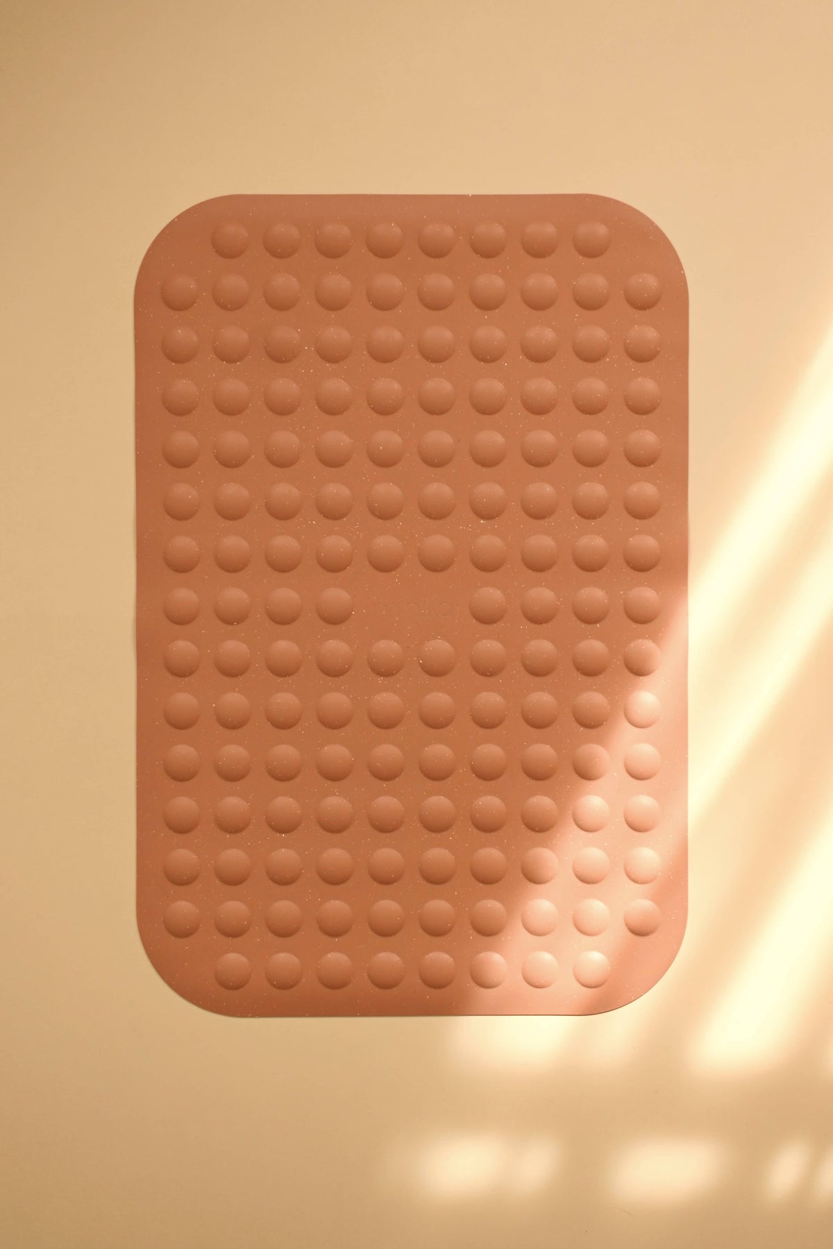 NR MINIKA BATH MAT | ALMOND