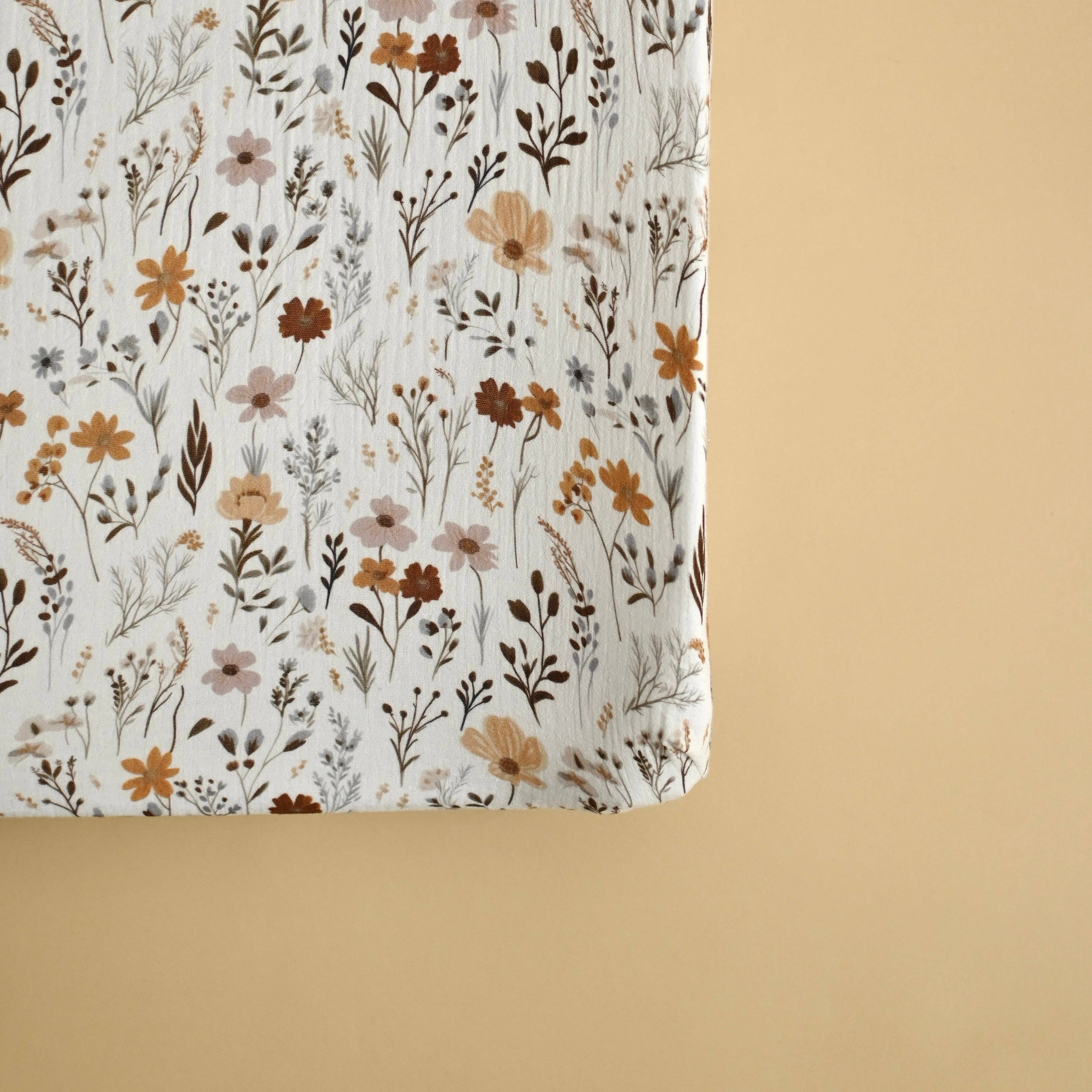 NR MINIKA CHANGING PAD COVER | WILDFLOWERS