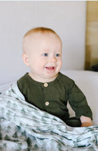 NR COPPER PEARL SWADDLE BLANKET | EVERGREEN