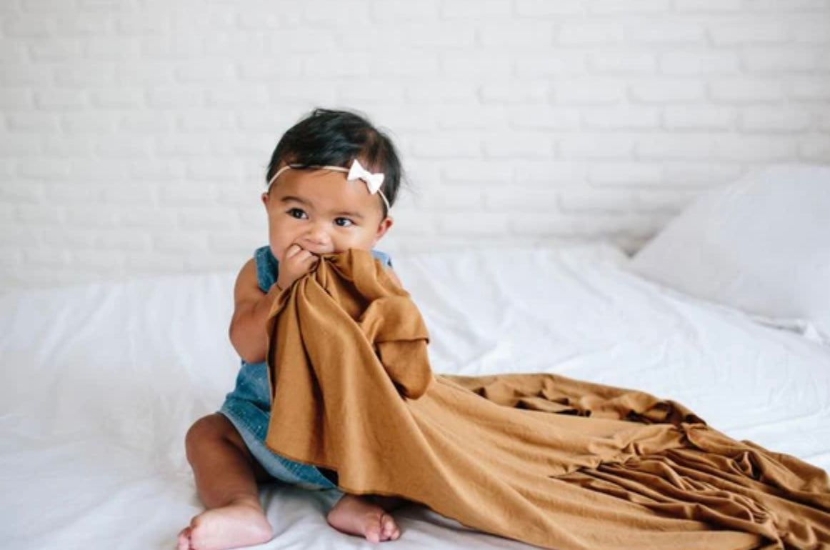 NR COPPER PEARL SWADDLE BLANKET | CAMEL