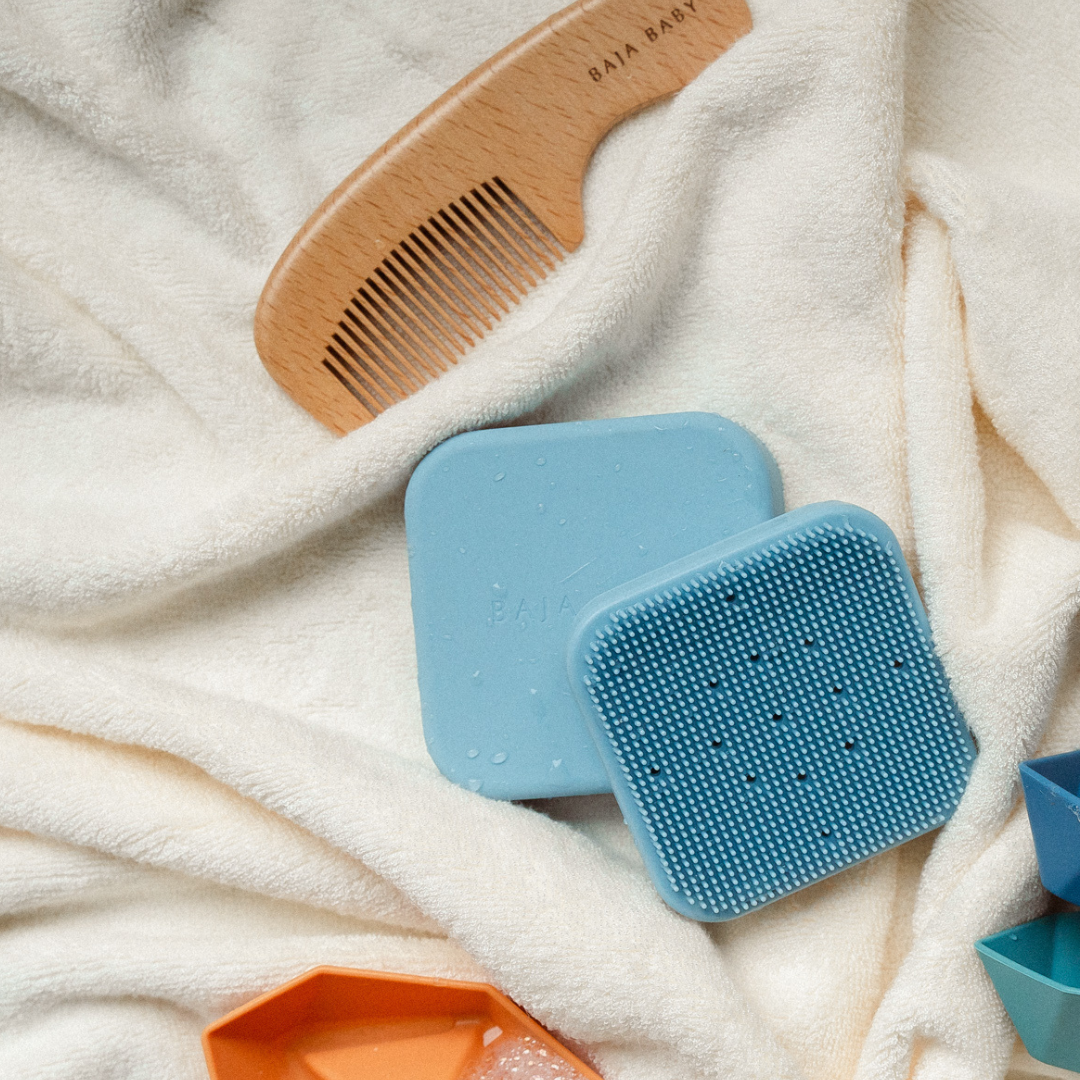 NR CRADLE CAP BRUSH SKY