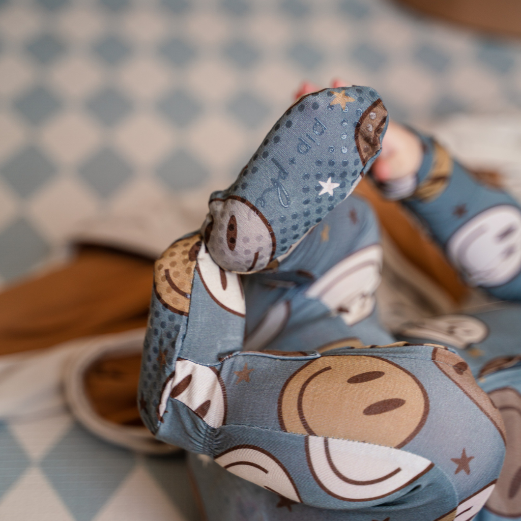 NR PIP + PHEE BAMBOO FOOTED SLEEPER | BROWN SMILEY | NEWBORN