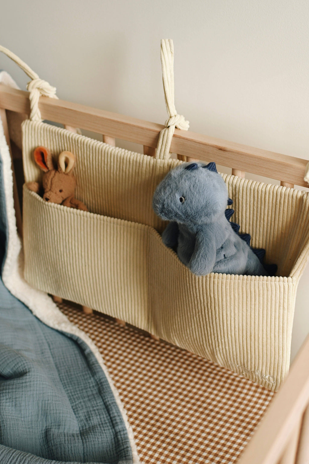 NR MINIKA CRIB ORGANIZER | CREAM