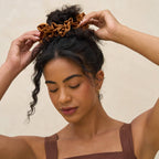 NR KITSCH RUFFLE SCRUNCHIE