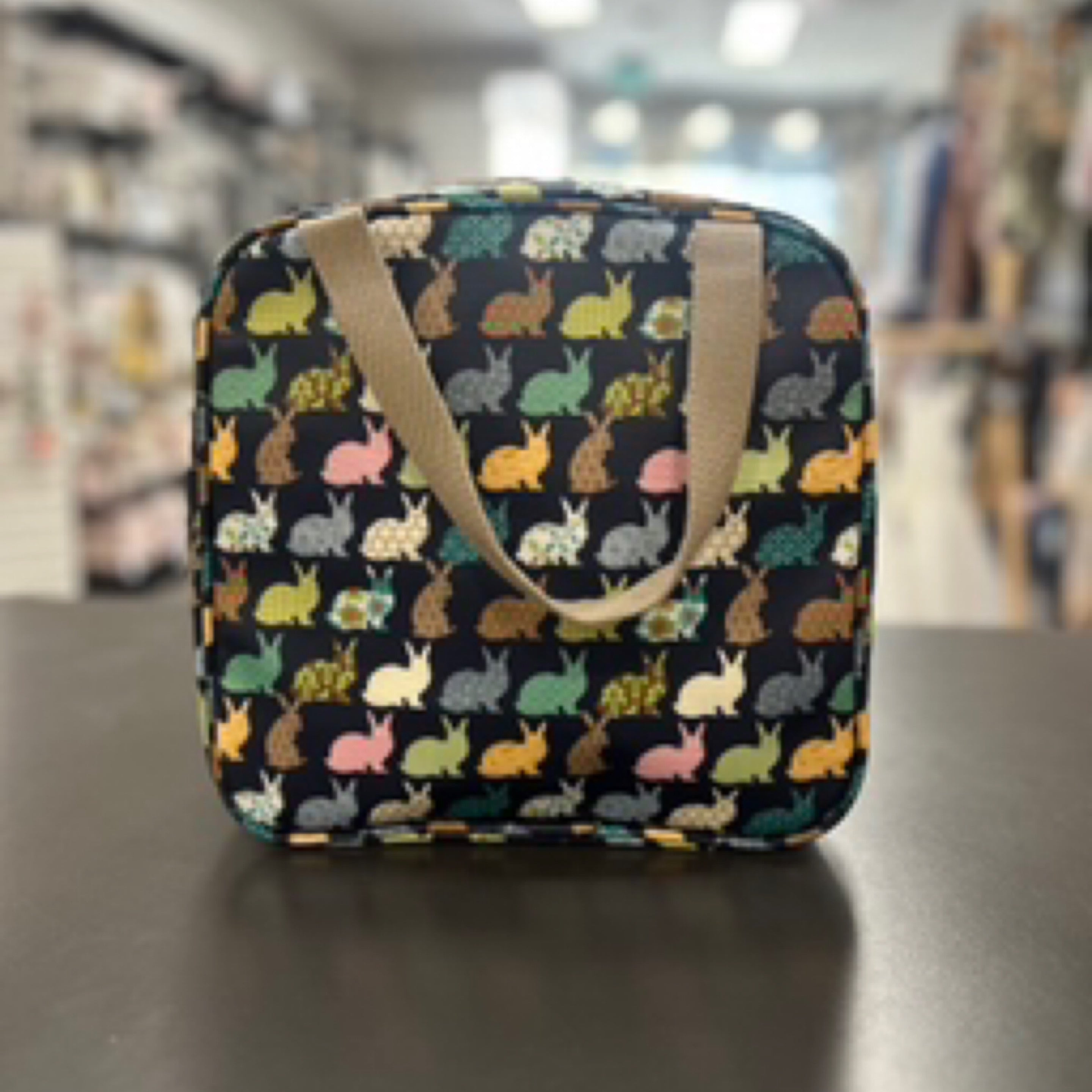 NR TOILETRY BAG | BUNNY