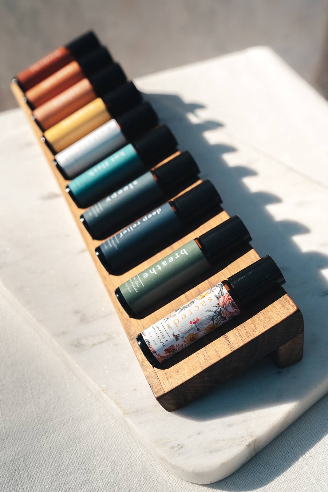 NR GIVEN GATHER | BREATHE ESSENTIAL OIL ROLL ON