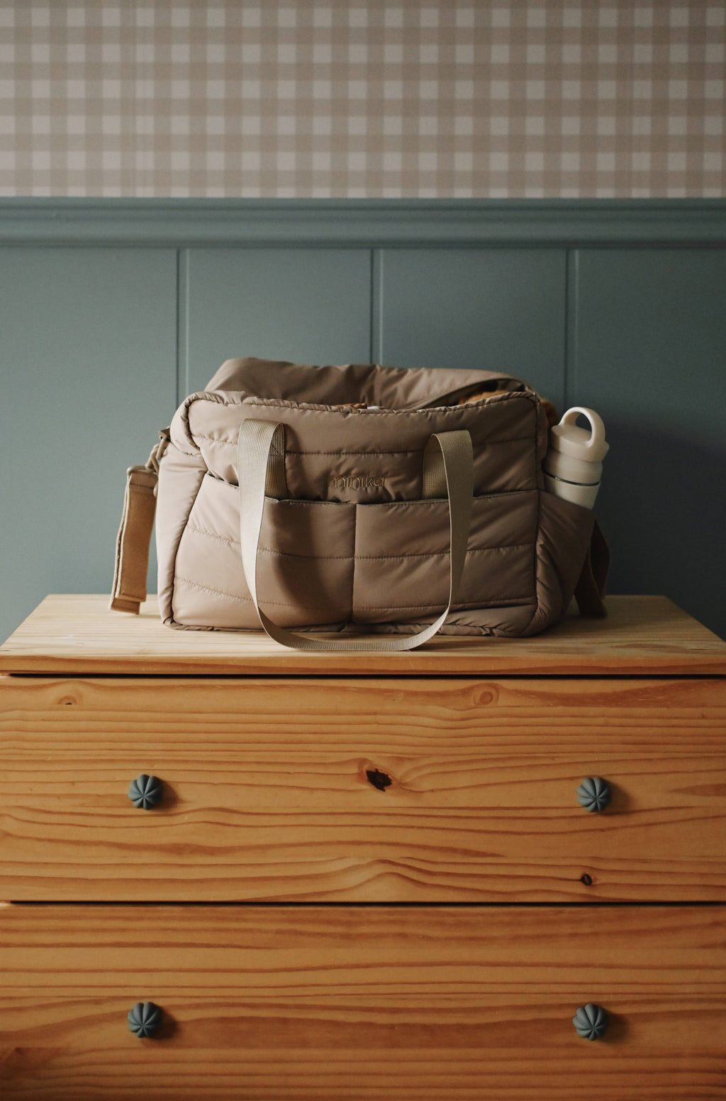 NR MINIKA DIAPER BAG | LATTE